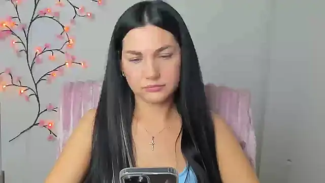 Lune_Moon's cam snapshot