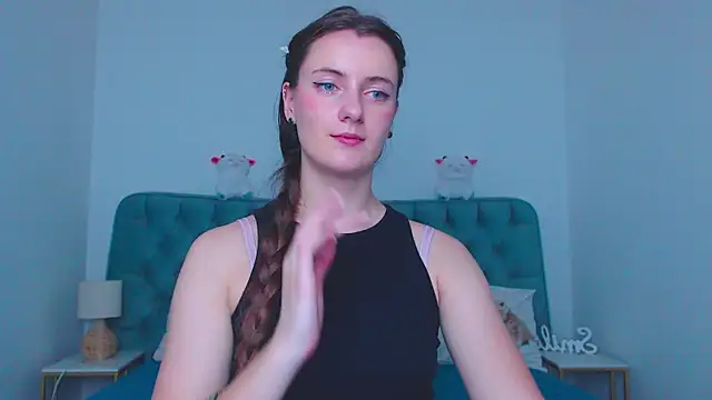 Blush_flowwer's cam snapshot