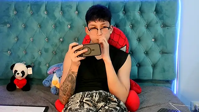 _Thomas_hot_'s cam snapshot