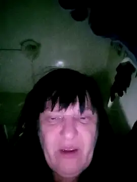 Apeesynka55211's cam snapshot