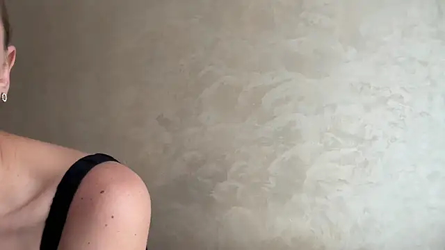 CaitlinaJayne23's cam snapshot