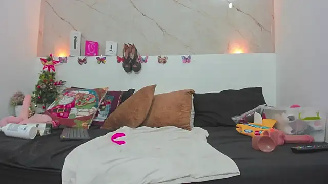 Sofii_Cooper1's cam snapshot