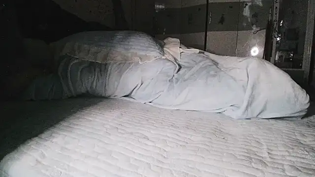 hebe-02's cam snapshot