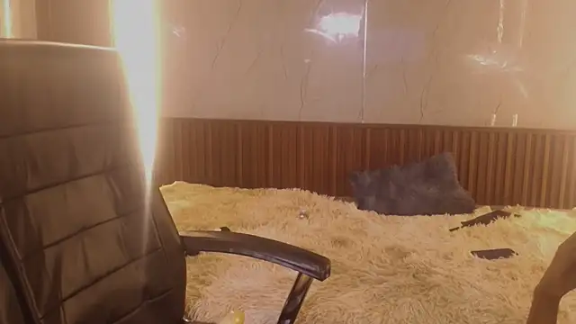 PinkyMoon's cam snapshot