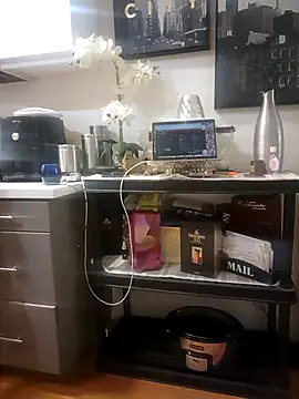 Caramel_Lights's cam snapshot