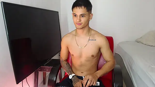 Alex_mojica's cam snapshot