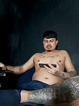 DickMasterfindom's cam snapshot