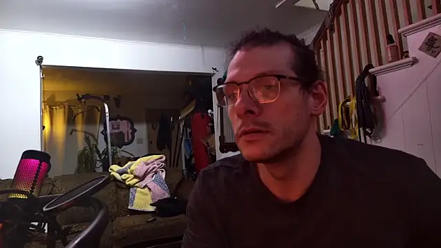 MasterDaddyCool's cam snapshot