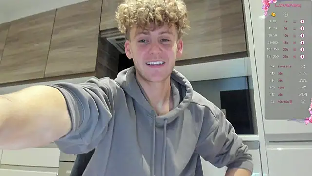 DominantAlex18's web cam