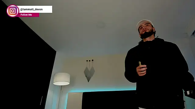 MattDevon's cam snapshot