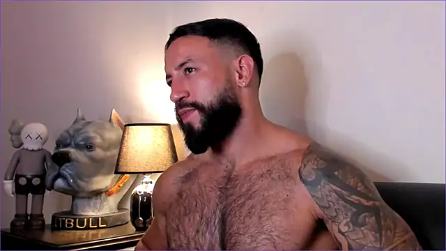 BradLeon_'s cam snapshot