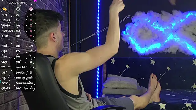 SirReed's cam snapshot