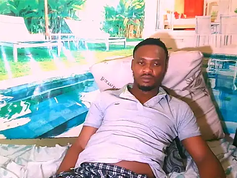 EbonyTiger69's cam snapshot