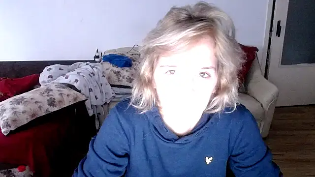 SmokerLety's cam snapshot