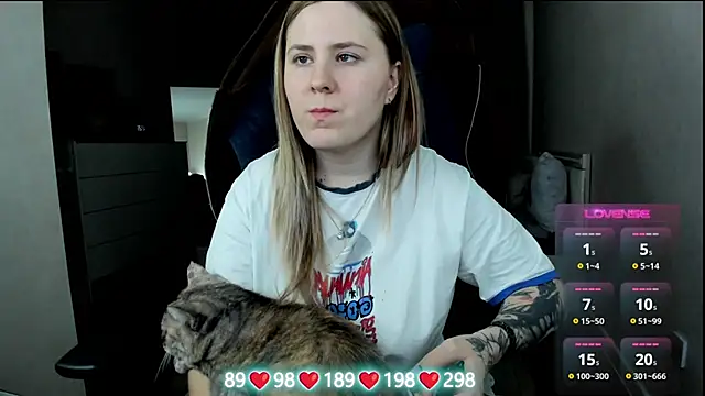 Olivia_Munk's cam snapshot