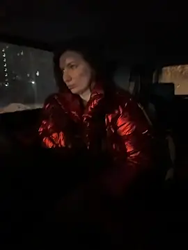 MooonReal live sex cam