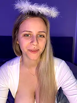 lunawolf21 live sex cam