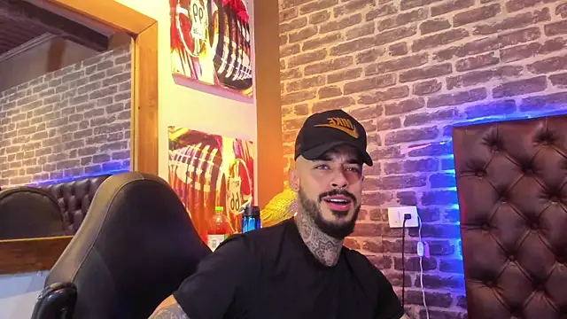 VinzenzRizzo's cam snapshot