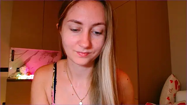 BluueSilk's cam snapshot