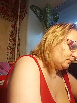 Forest-Lady's cam snapshot