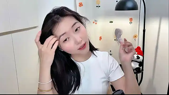 xixi-baobao's cam snapshot