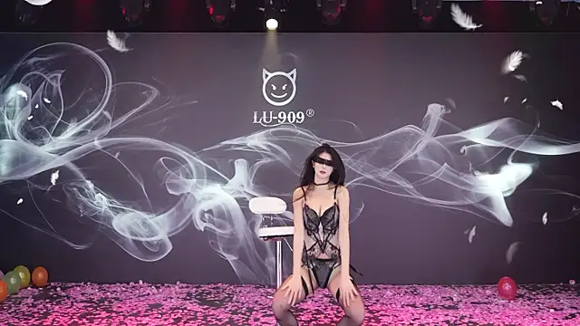 LU-909's cam snapshot