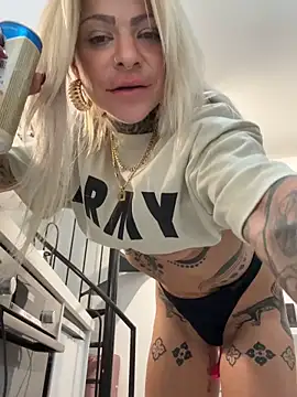 Divina_X_ live sex cam