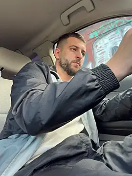 Pablo_Hornyguy95 live sex cam