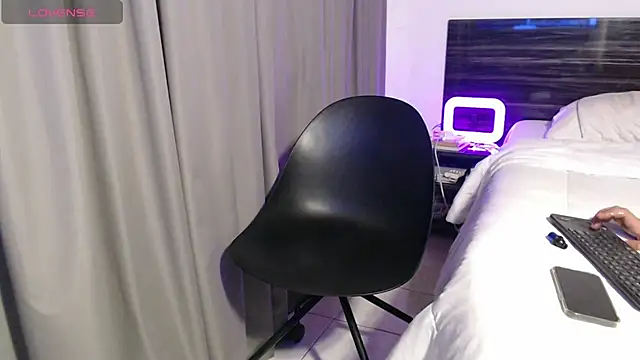 FaustoCock live sex cam