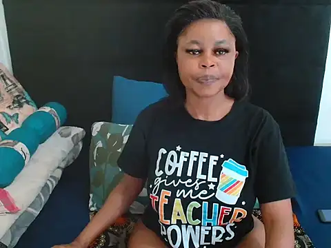 CreamySexyPussy live sex cam