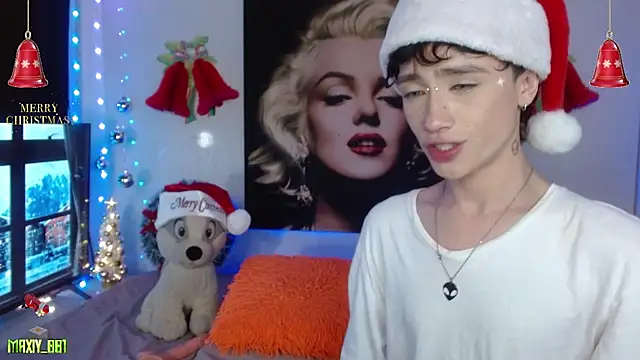 maxiy_001 live sex cam