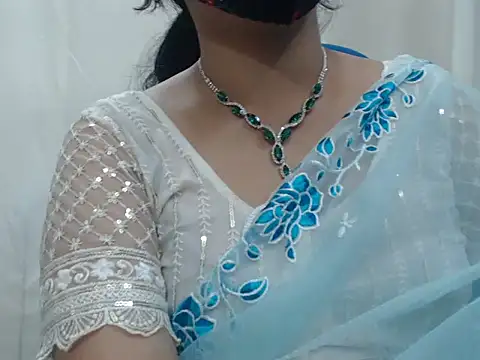 Lovely_Siri_23 live sex cam