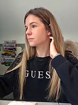 lucie_mehott live sex cam