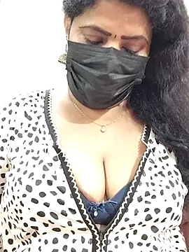 abinaya26's cam snapshot