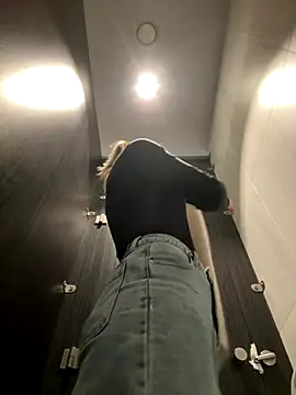 ValenciaShock's cam snapshot