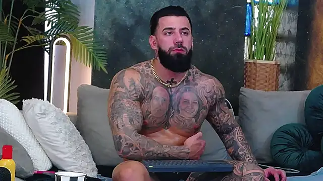 masterkingofmusclee live sex cam