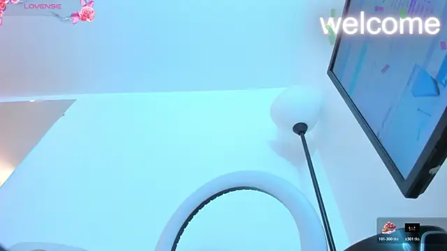 ella_harper's cam snapshot