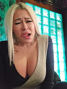 MILFBARBY live sex cam