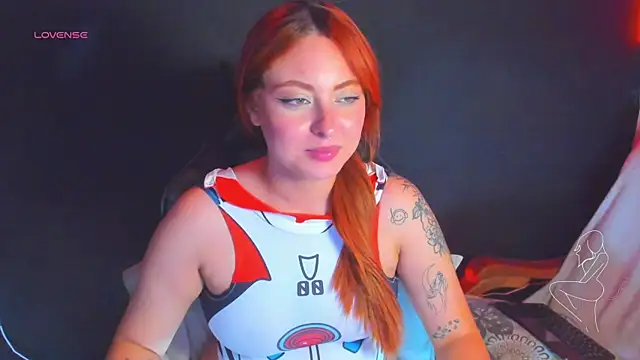 izyzys_baker's cam snapshot