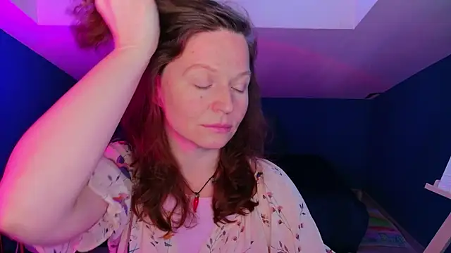 AuroraBorealis__'s cam snapshot