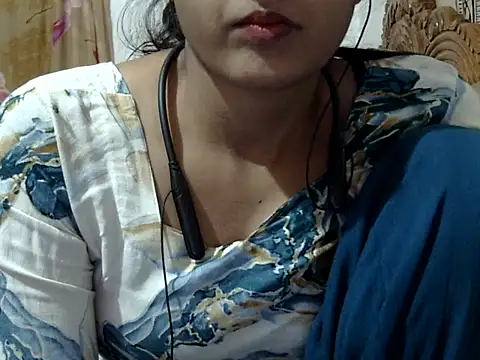 Hot_Princess2000's cam snapshot