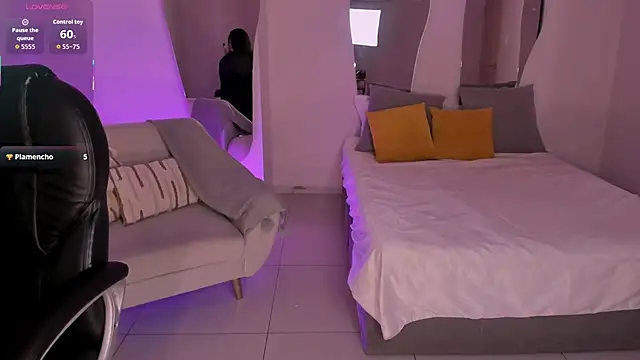 LarisaSmirnov's cam snapshot