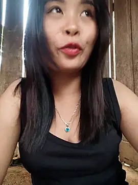 Squirrel-Pear's cam snapshot