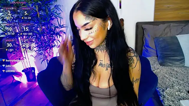 CreamyInkky_'s cam snapshot