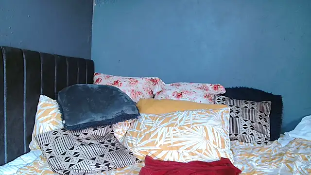 BustyBela42's cam snapshot