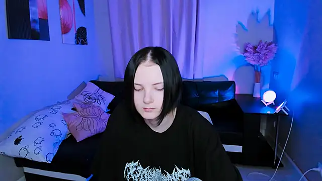 Leila_xxBaby's cam snapshot