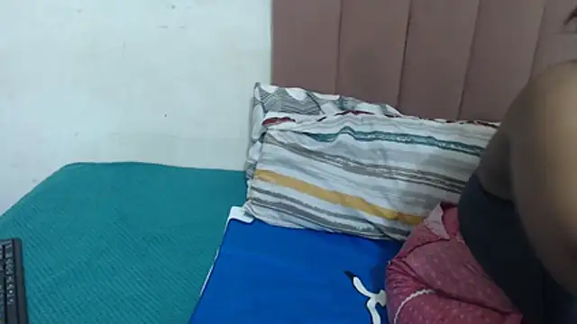 Chubby_Queenx255's cam snapshot