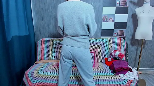 pa1e_pr1ncess's cam snapshot