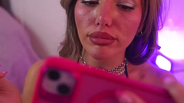 ClaraHazel's cam snapshot