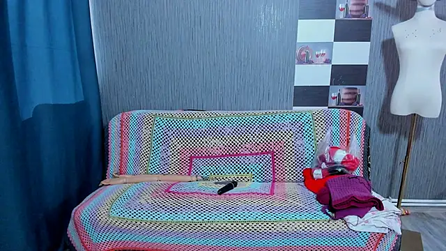 pa1e_pr1ncess's cam snapshot